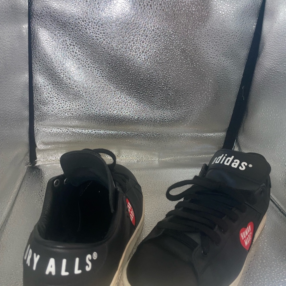 HUMAN MADE x ADIDAS SHOE